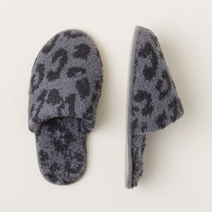 BAREFOOT DREAMS CozyChic Barefoot In The Wild Slippers